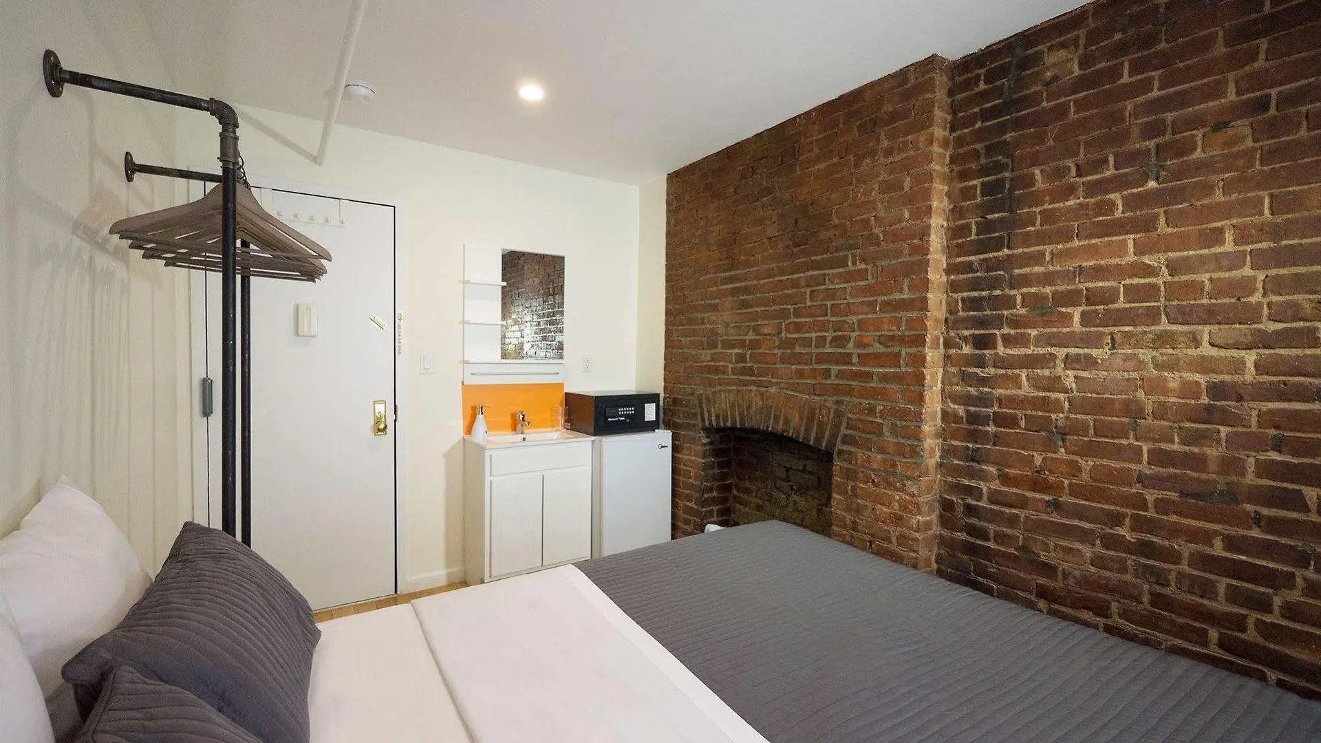 ** Hotel City Rooms Nyc Chelsea New York United States